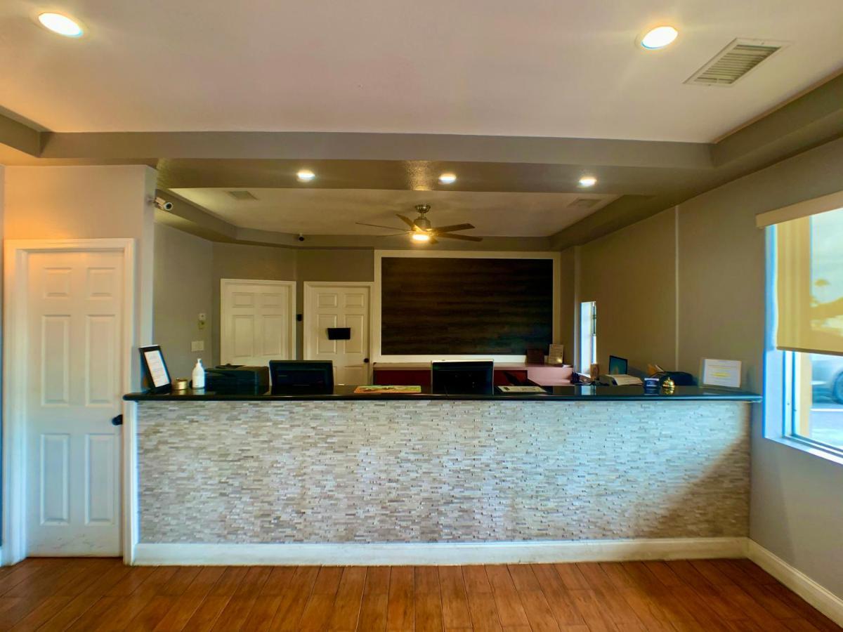 La Vista Inn Port Richey Kültér fotó