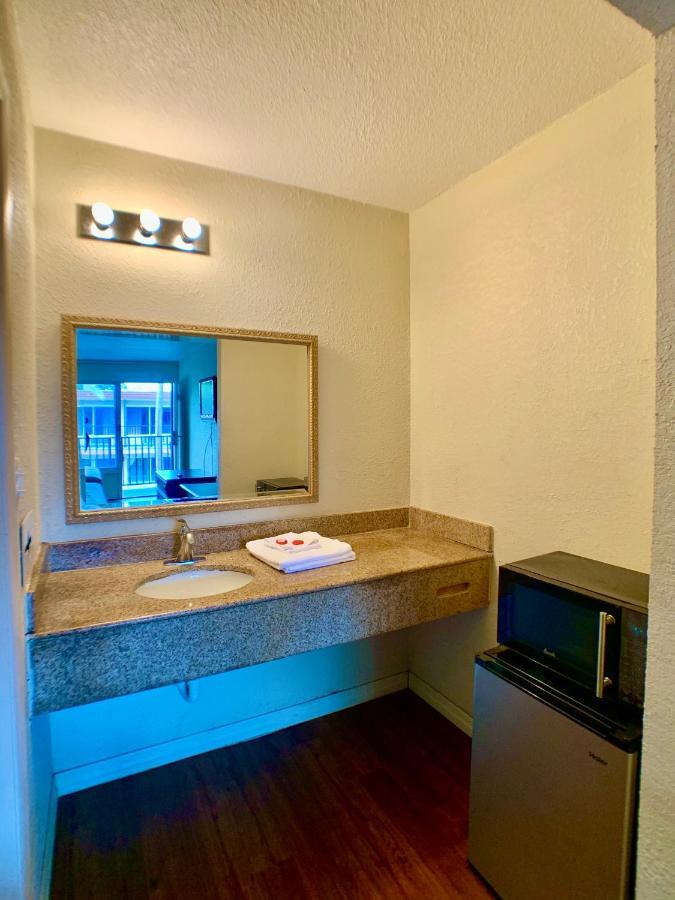 La Vista Inn Port Richey Kültér fotó