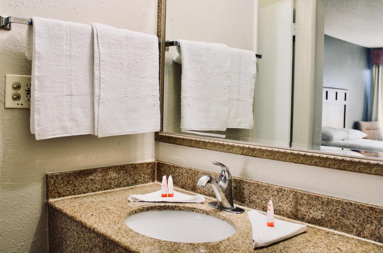 La Vista Inn Port Richey Kültér fotó